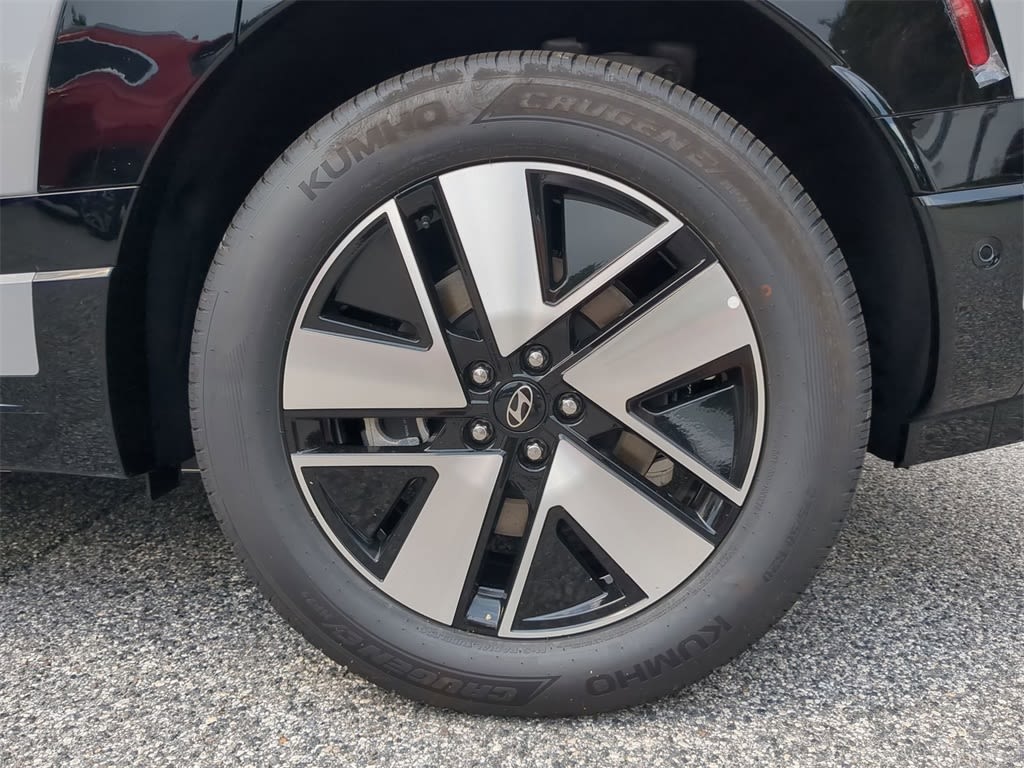 Thumbnail: 2026 Hyundai Ioniq - 8