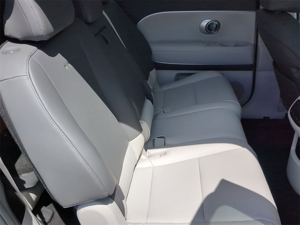 Thumbnail: 2026 Hyundai Ioniq - 24