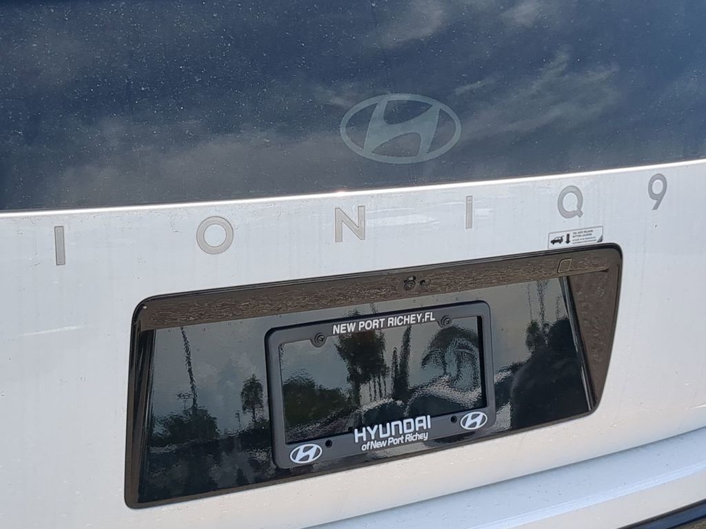 Thumbnail: 2026 Hyundai Ioniq - 22