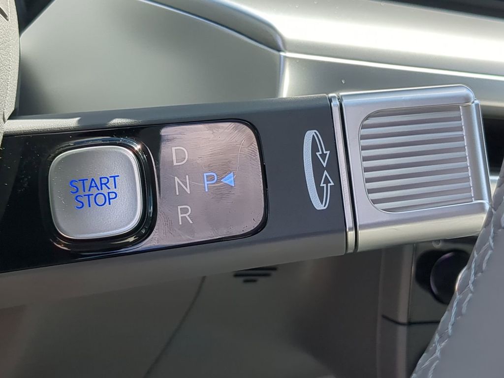 Thumbnail: 2026 Hyundai Ioniq - 31