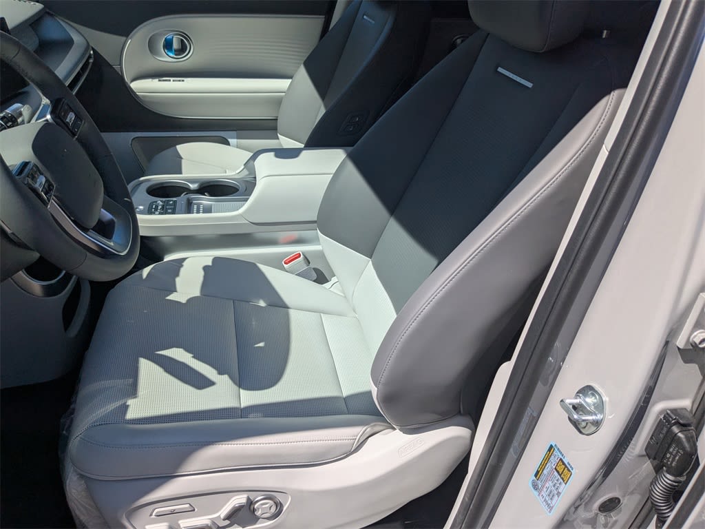 Thumbnail: 2026 Hyundai Ioniq - 10