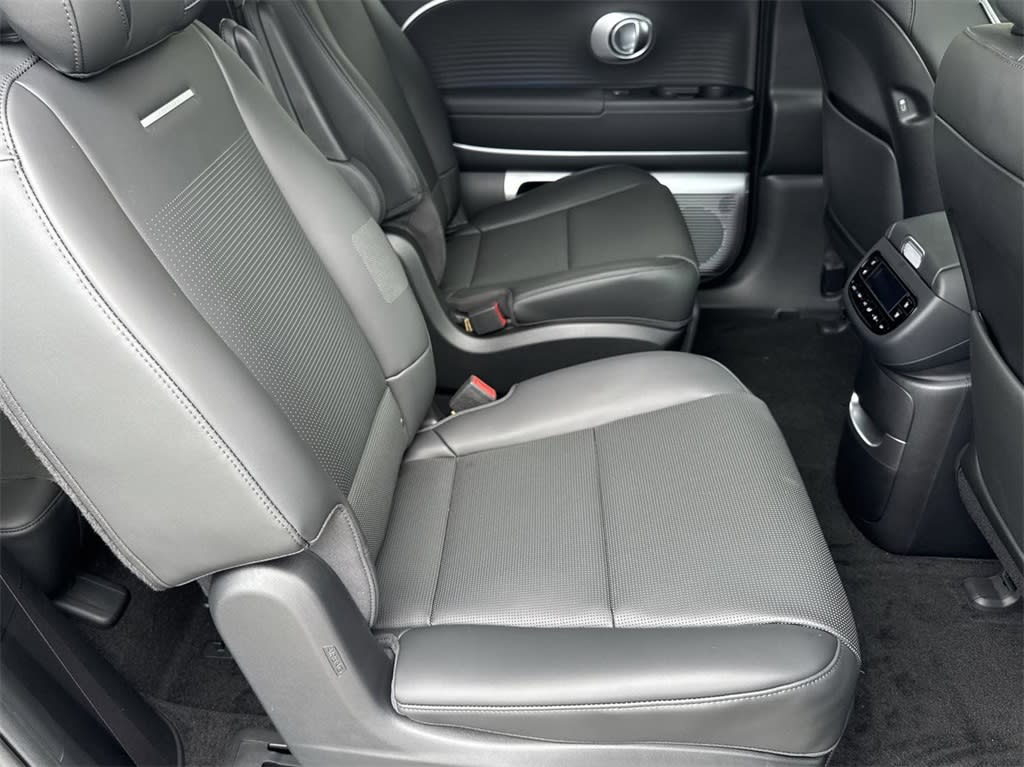 Thumbnail: 2026 Hyundai Ioniq - 24