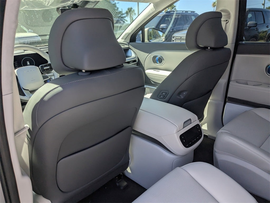 Thumbnail: 2026 Hyundai Ioniq - 22