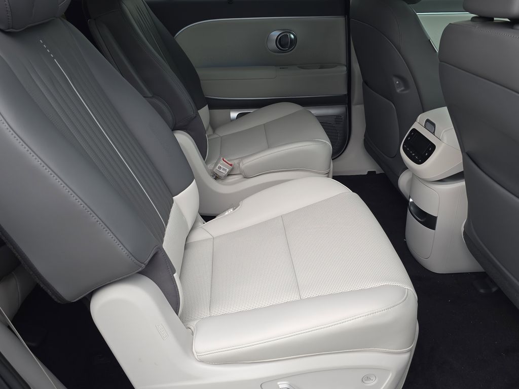 Thumbnail: 2026 Hyundai Ioniq - 25