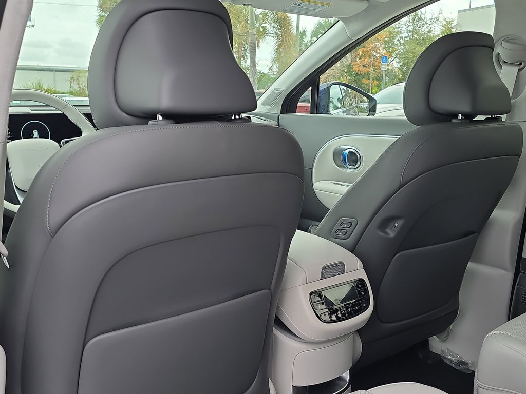 Thumbnail: 2026 Hyundai Ioniq - 24