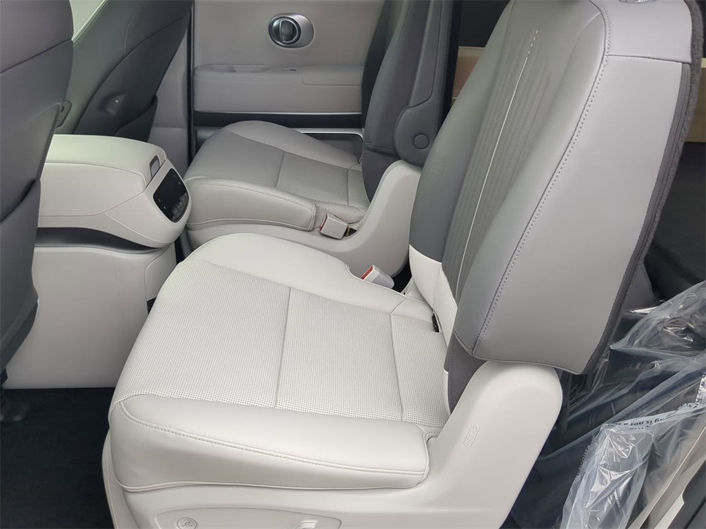 Thumbnail: 2026 Hyundai Ioniq - 24