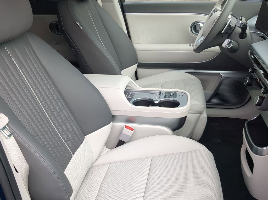 Thumbnail: 2026 Hyundai Ioniq - 27