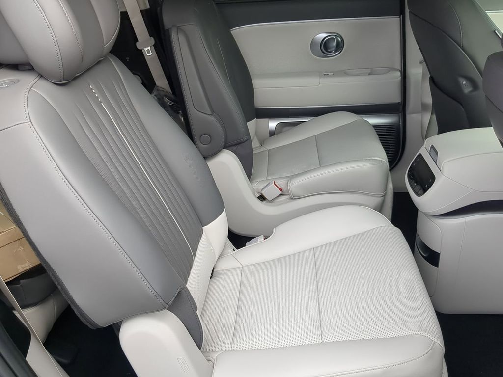 Thumbnail: 2026 Hyundai Ioniq - 25