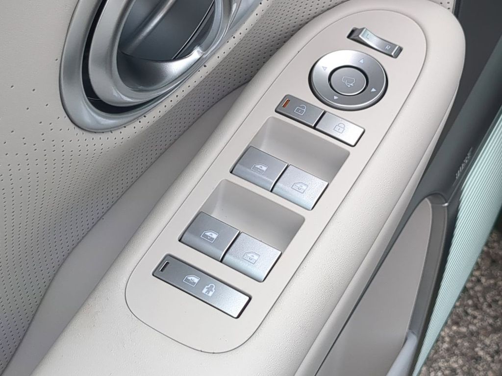 Thumbnail: 2026 Hyundai Ioniq - 22