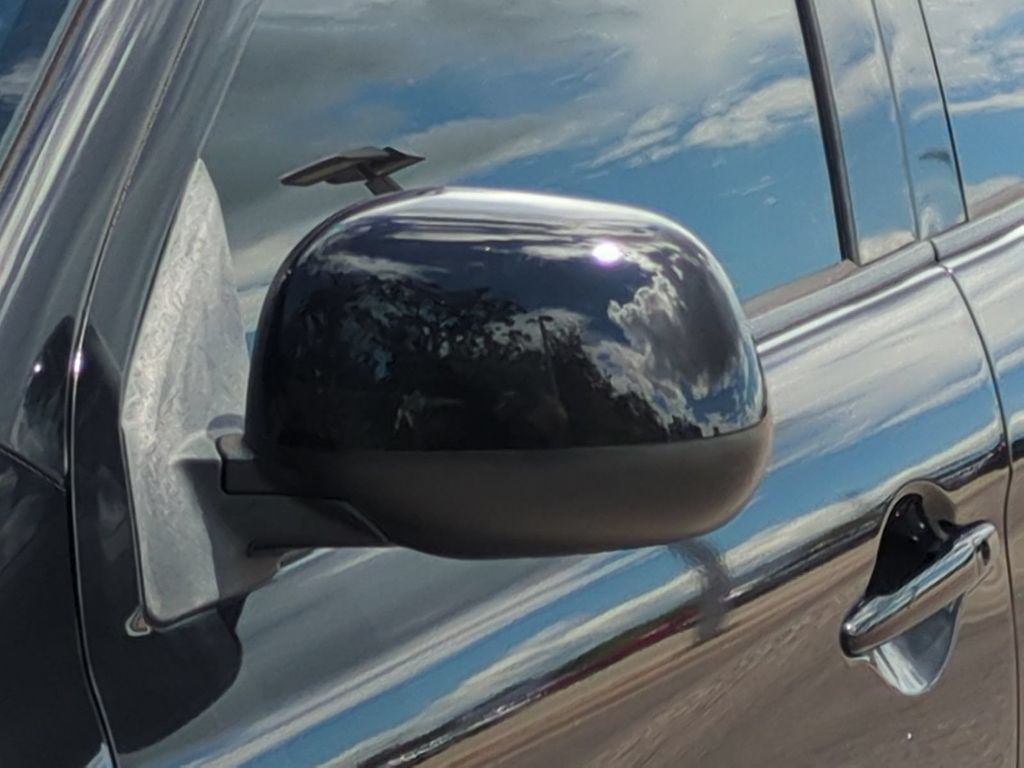 Thumbnail: 2024 Mitsubishi Outlander Sport - 21