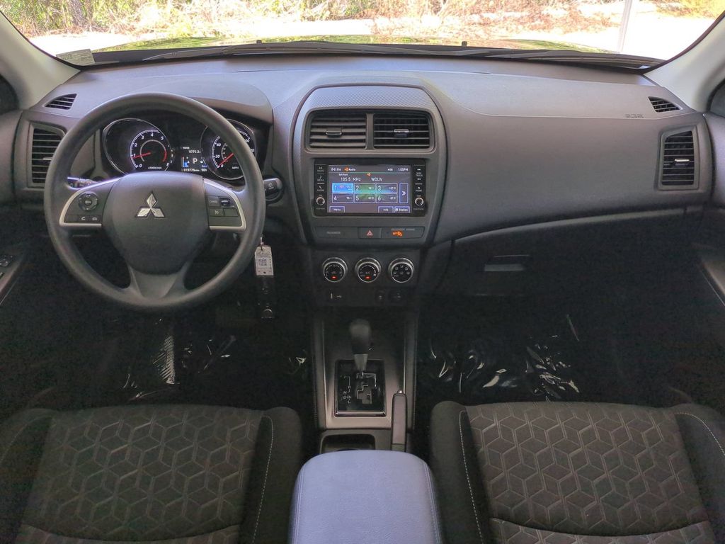 Thumbnail: 2024 Mitsubishi Outlander Sport - 2