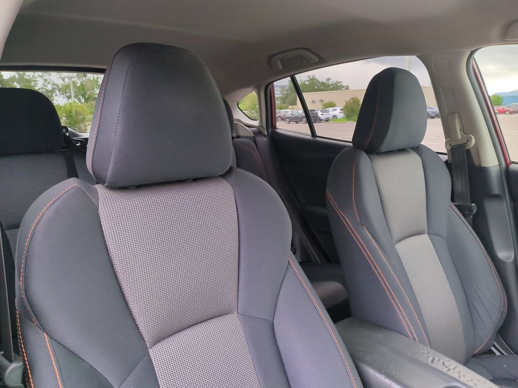 Thumbnail: 2019 Subaru Crosstrek - 10