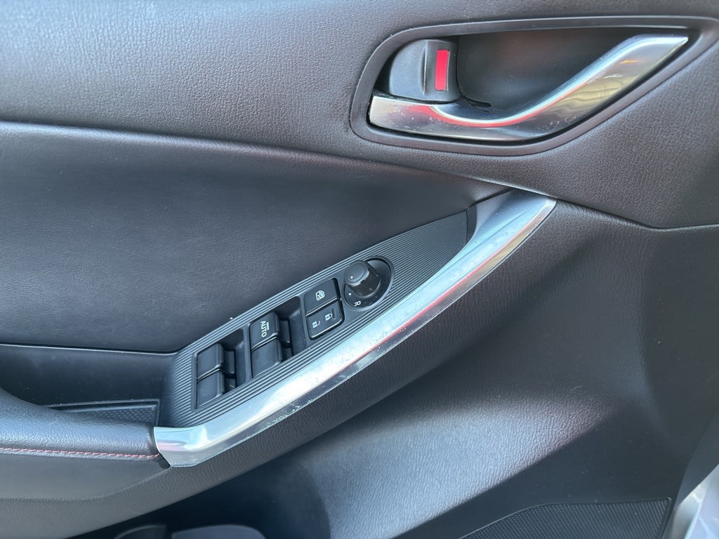 Thumbnail: 2015 Mazda CX-5 - 14