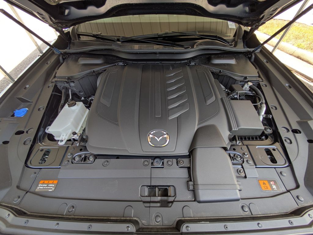 Thumbnail: 2025 Mazda CX-90 - 9