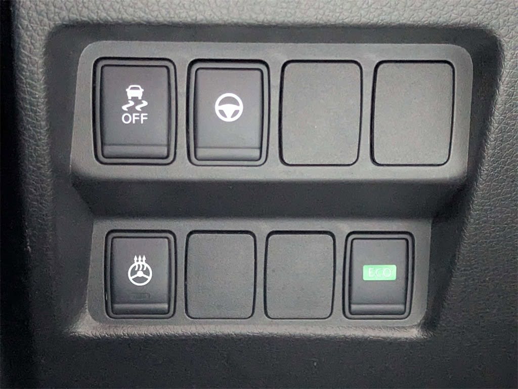 Thumbnail: 2019 Nissan Rogue Sport - 31