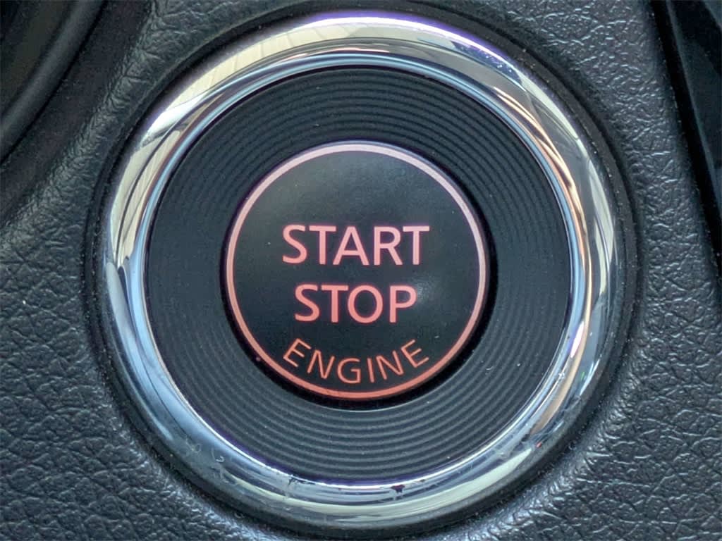 Thumbnail: 2019 Nissan Rogue Sport - 37