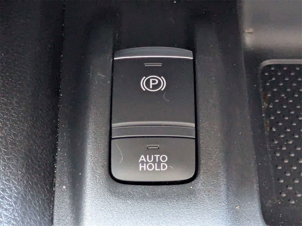 Thumbnail: 2019 Nissan Rogue Sport - 29