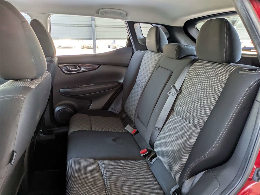 Thumbnail: 2019 Nissan Rogue Sport - 13