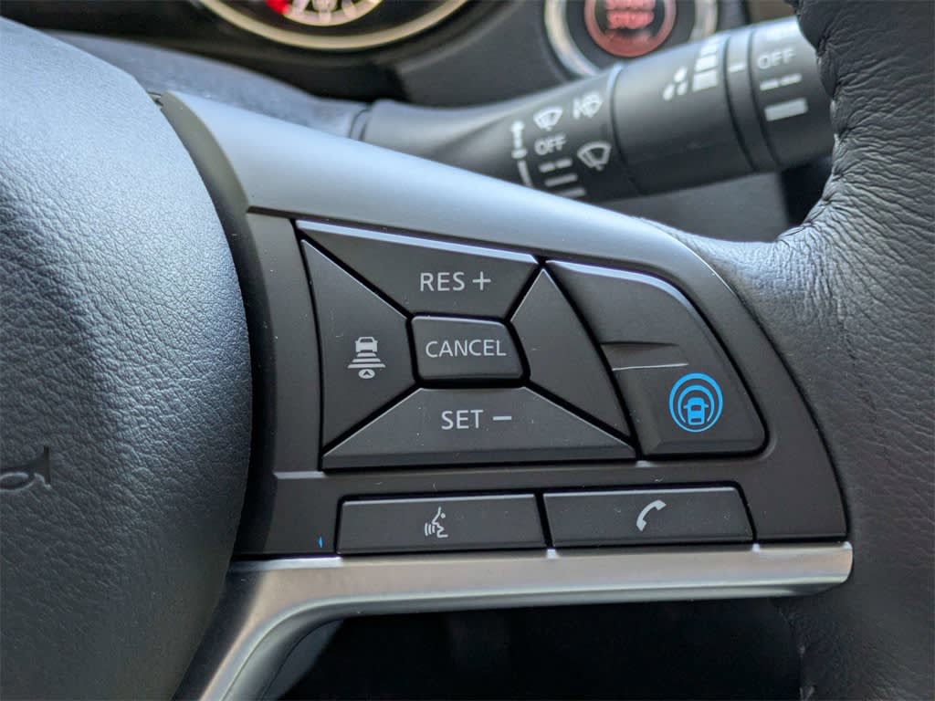 Thumbnail: 2019 Nissan Rogue Sport - 34