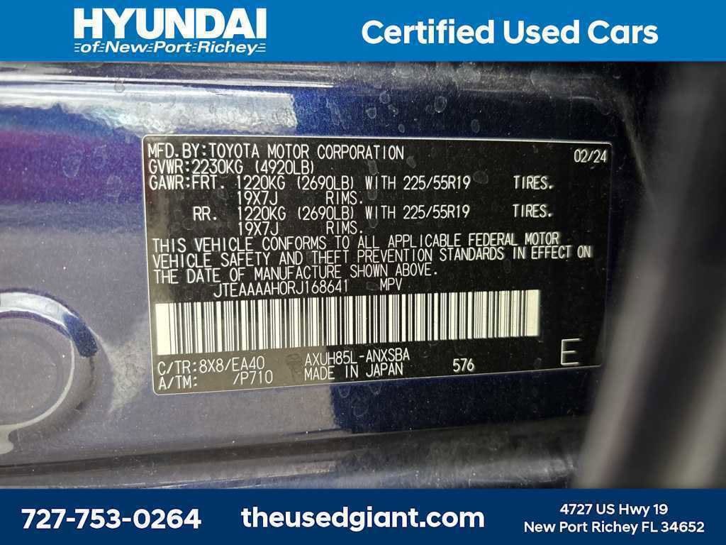 Thumbnail: 2024 Toyota Venza - 8