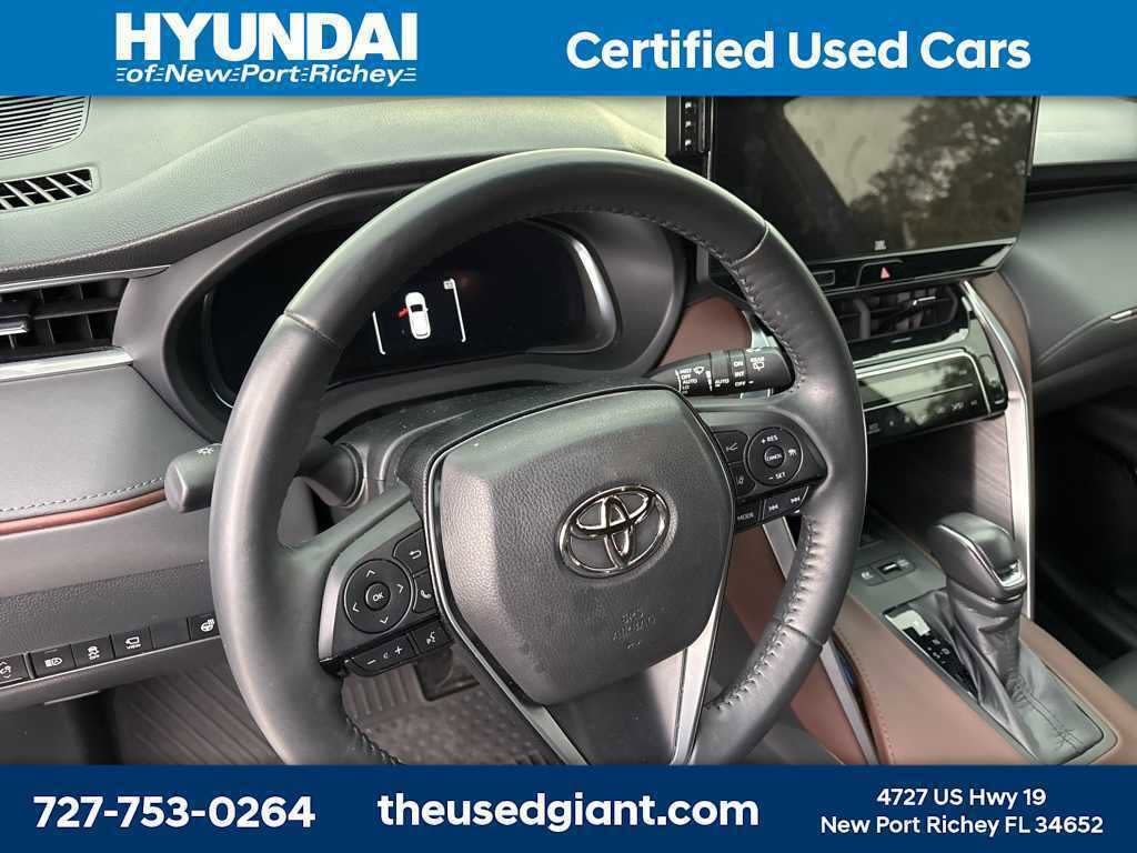 Thumbnail: 2024 Toyota Venza - 6