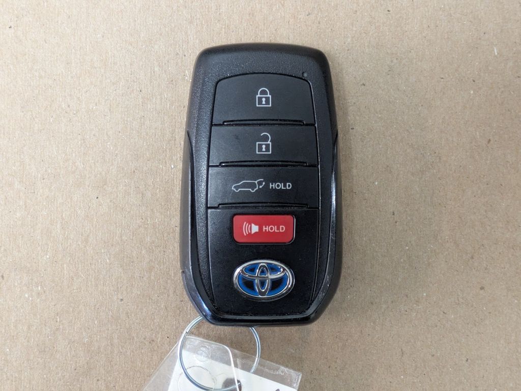Thumbnail: 2022 Toyota Venza - 42