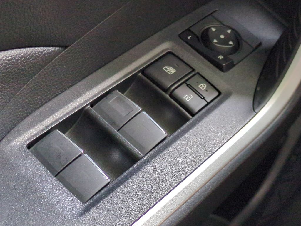 Thumbnail: 2023 Toyota RAV4 - 29