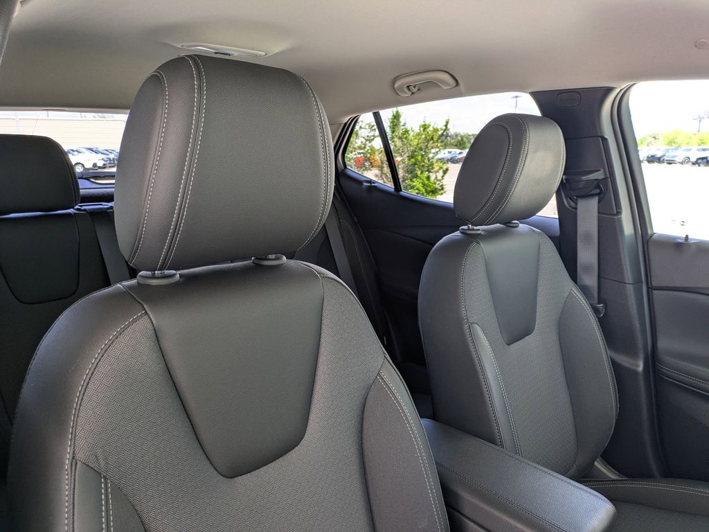 Thumbnail: 2025 Buick Encore GX - 11