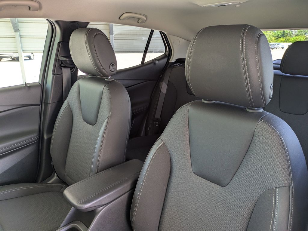 Thumbnail: 2025 Buick Encore GX - 12