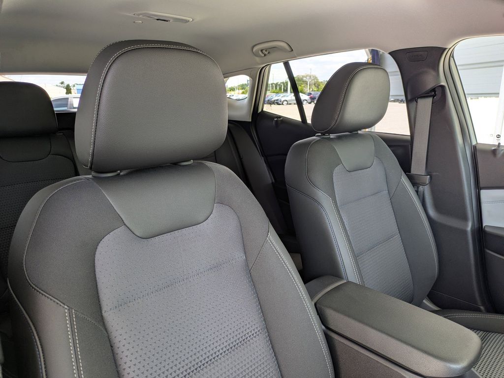 Thumbnail: 2025 Chevrolet Trax - 11