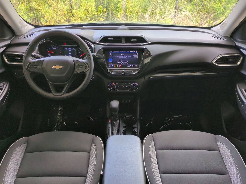 Thumbnail: 2023 Chevrolet TrailBlazer - 2