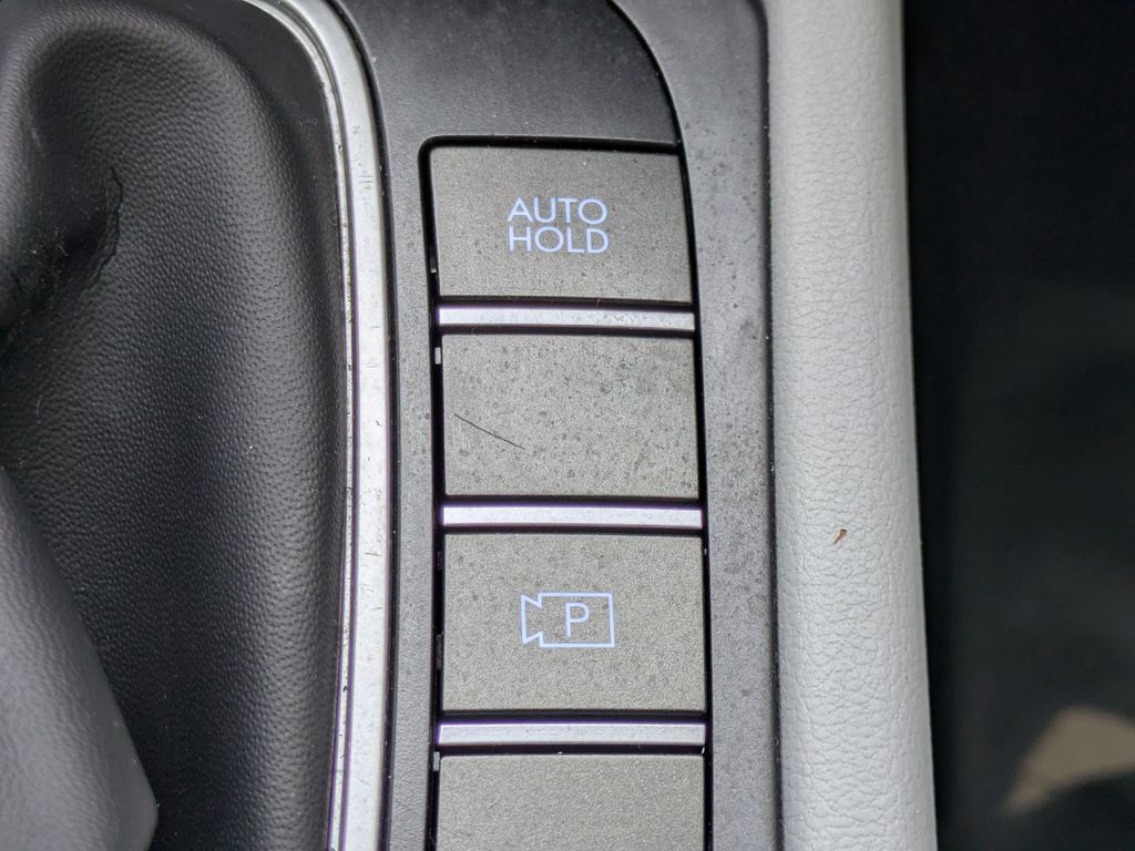 Thumbnail: 2024 Hyundai Kona - 27
