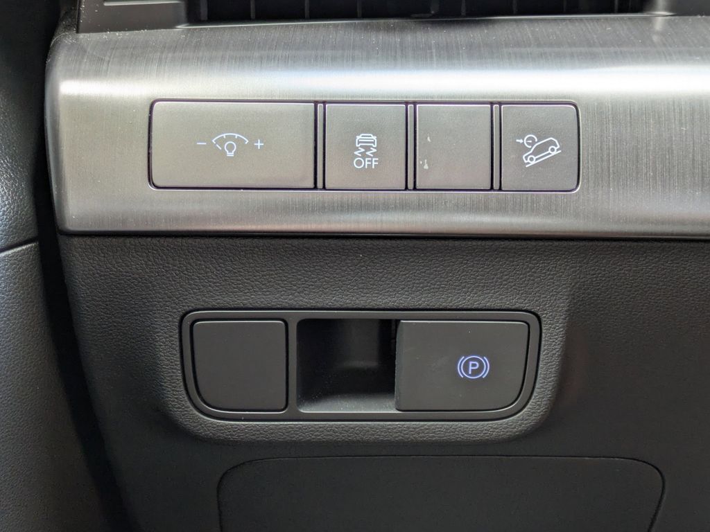 Thumbnail: 2024 Hyundai Kona - 29