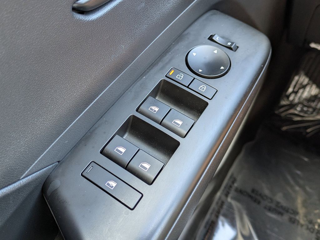 Thumbnail: 2024 Hyundai Kona - 30