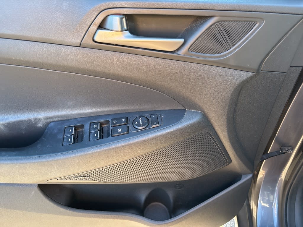 Thumbnail: 2018 Hyundai Tucson - 13