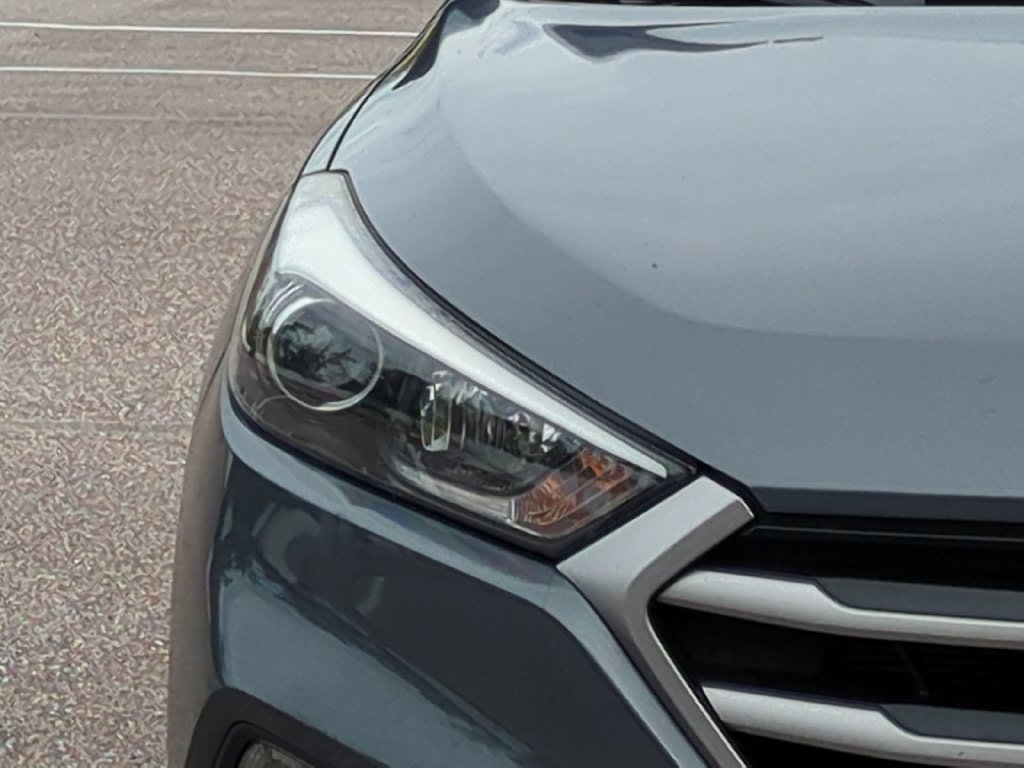 Thumbnail: 2018 Hyundai Tucson - 20