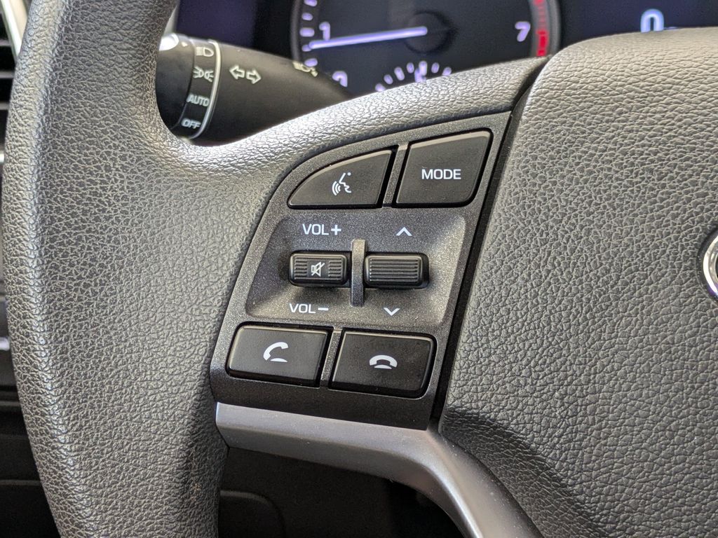 Thumbnail: 2021 Hyundai Tucson - 31