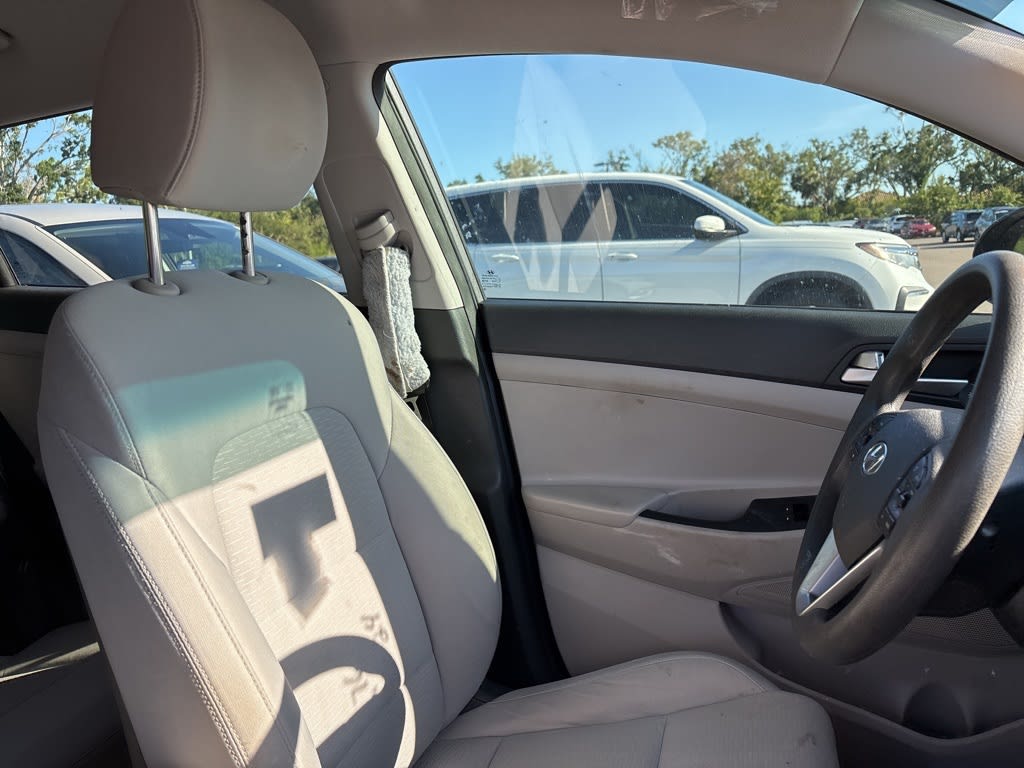 Thumbnail: 2020 Hyundai Tucson - 6