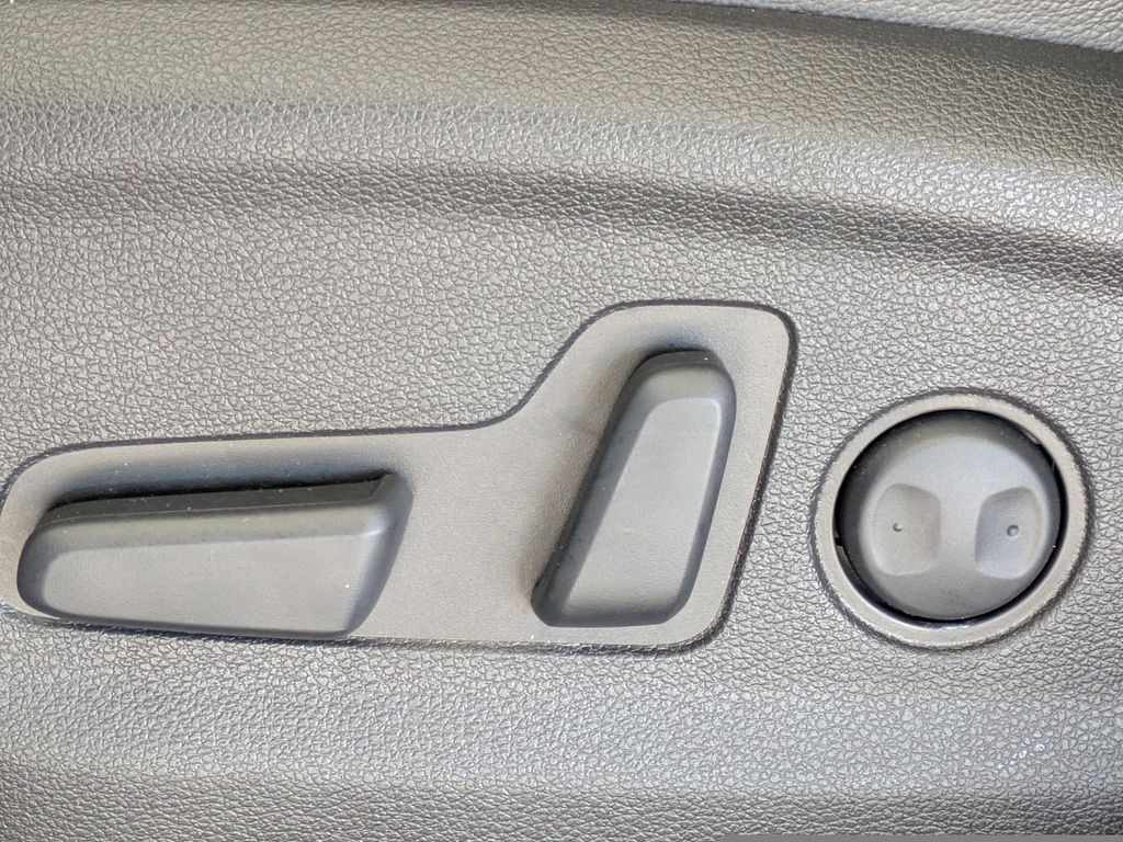 Thumbnail: 2021 Hyundai Tucson - 28