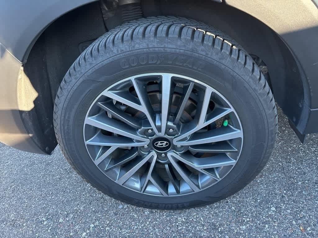 Thumbnail: 2021 Hyundai Tucson - 4