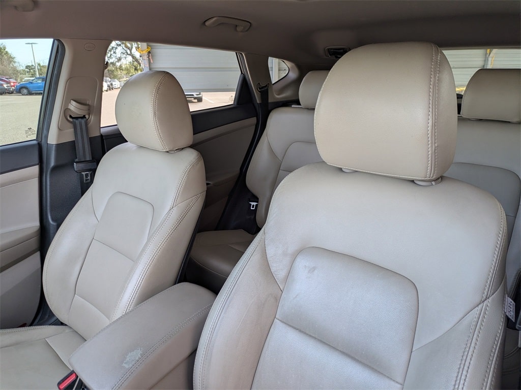 Thumbnail: 2019 Hyundai Tucson - 11