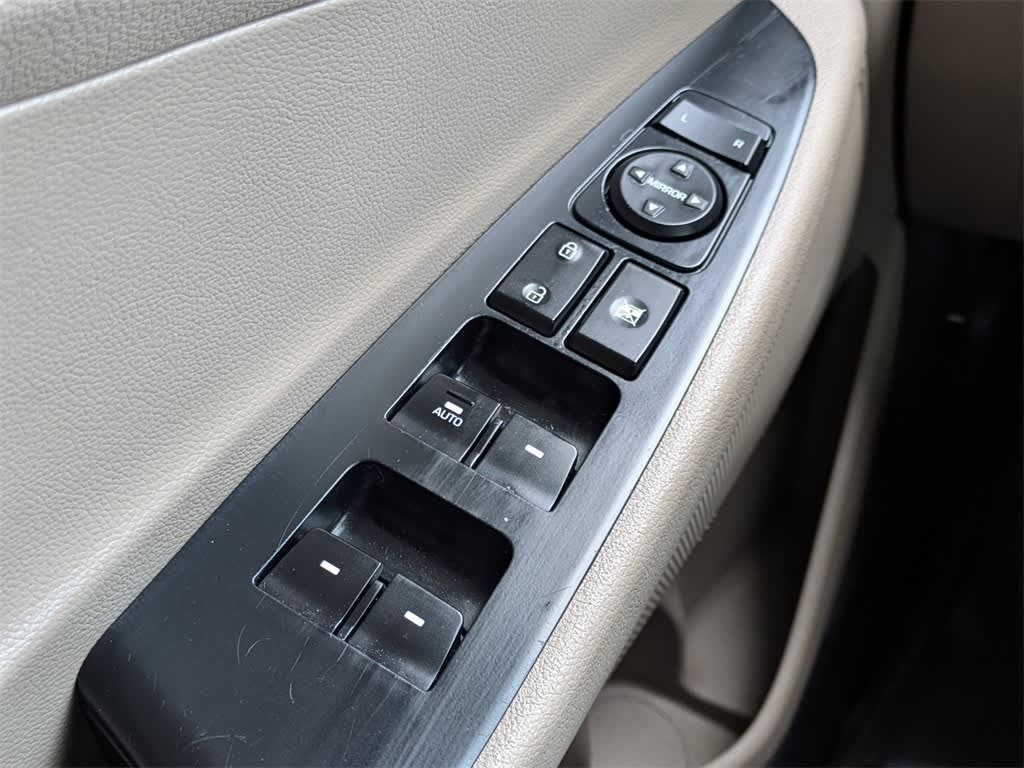 Thumbnail: 2019 Hyundai Tucson - 32