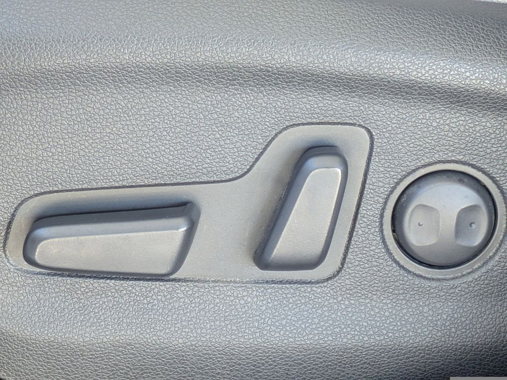 Thumbnail: 2021 Hyundai Tucson - 25