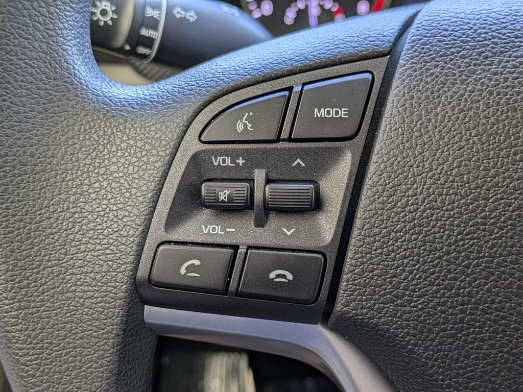 Thumbnail: 2021 Hyundai Tucson - 32
