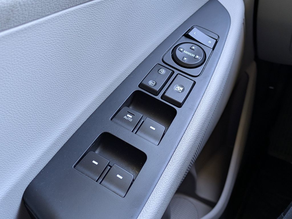 Thumbnail: 2021 Hyundai Tucson - 31