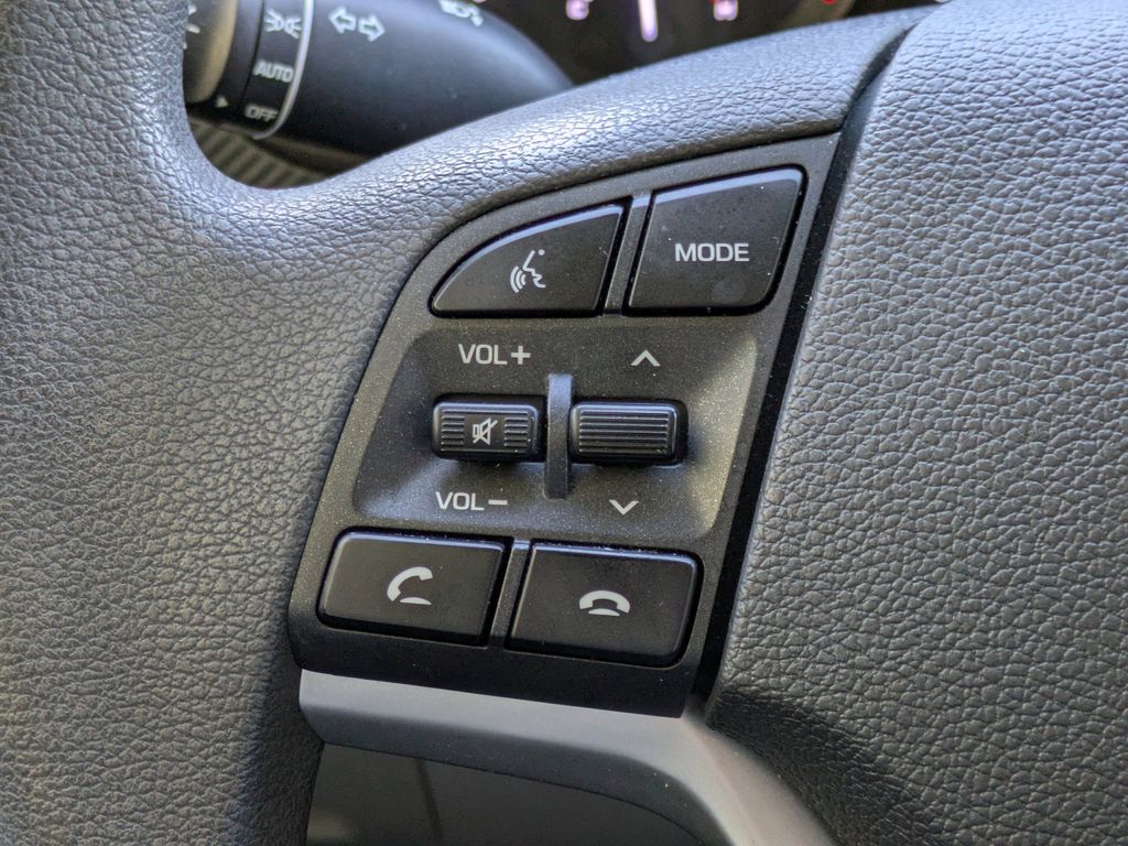 Thumbnail: 2021 Hyundai Tucson - 32