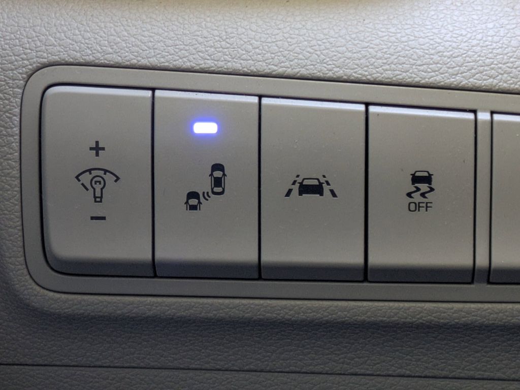 Thumbnail: 2021 Hyundai Tucson - 30