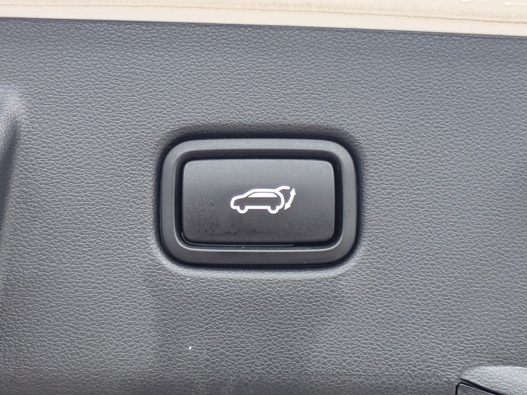 Thumbnail: 2022 Hyundai Tucson - 22