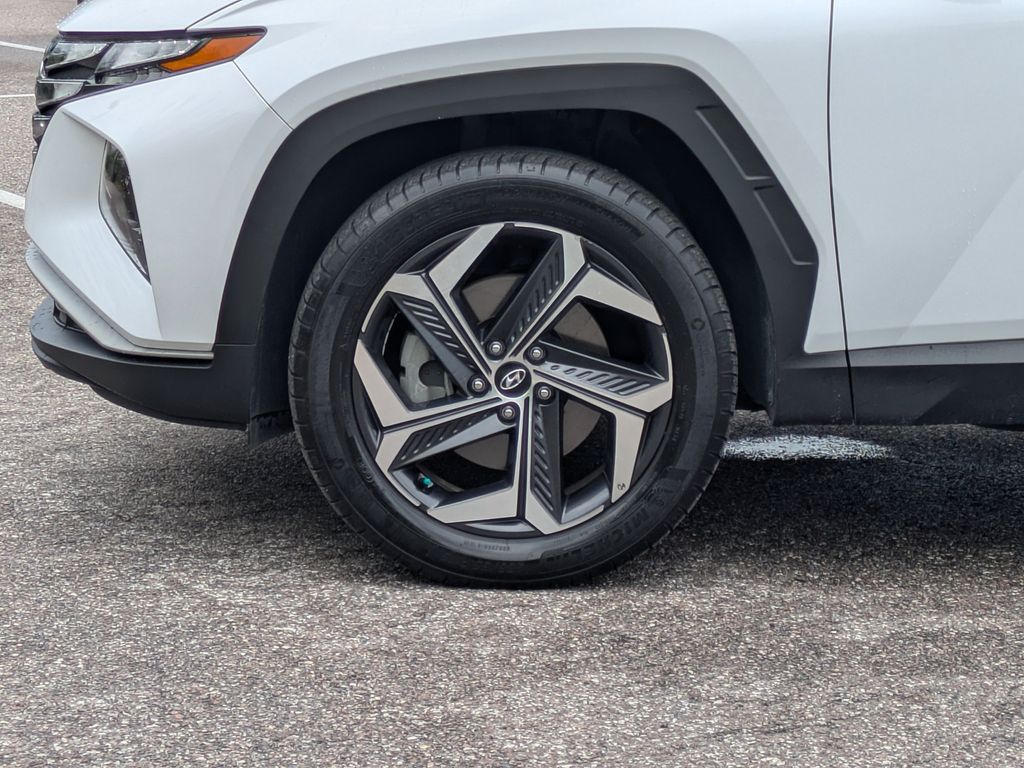 Thumbnail: 2022 Hyundai Tucson - 8