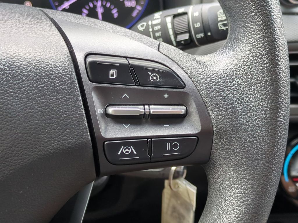 Thumbnail: 2022 Hyundai Kona - 28